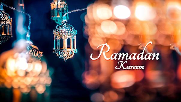 Berbagai produk digital printing untuk promosi bisnis saat Ramadan dan Lebaran